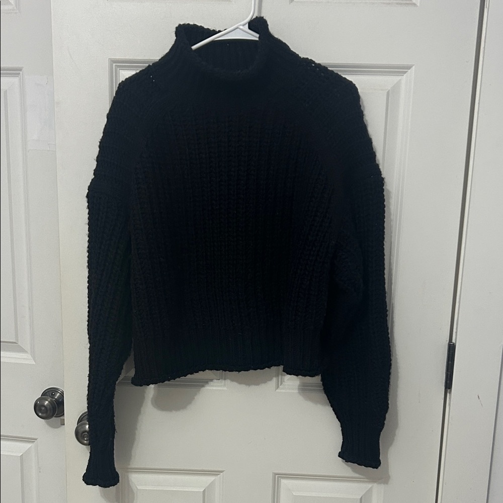H&M Chunky Long Sleeve Knit Mock Neck Pullover Sweater Size Medium Black